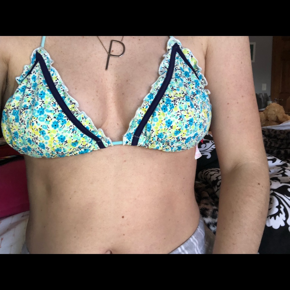 Victoria’s Secret Bikini Top